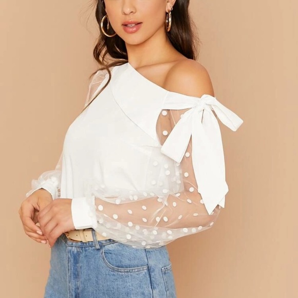 Beautiful woman top - Picture 3 of 5